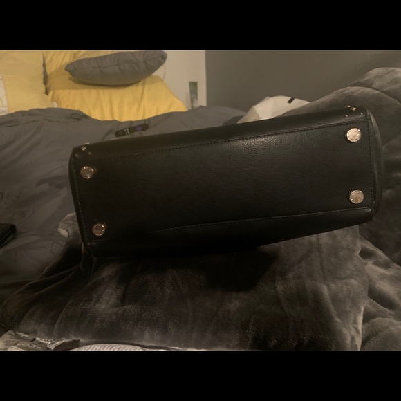 Michael Kors  large tote matching wallet&shoes - Picture 6 of 11